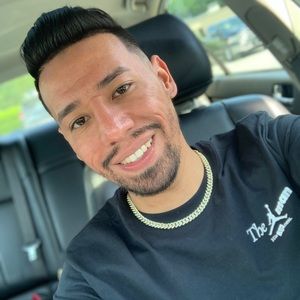 Meet your Posher, Erick